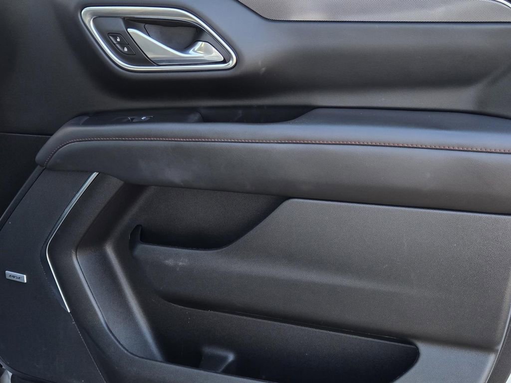 Used 2023 Chevrolet Tahoe RST image 7