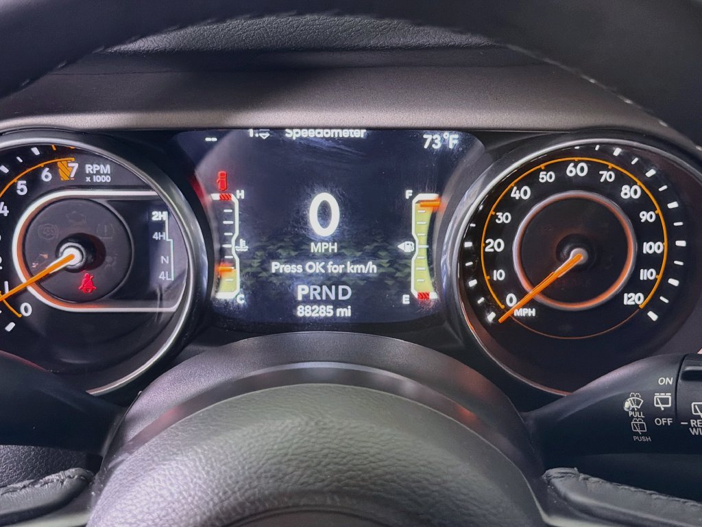 Used 2018 Jeep Wrangler Sport AWD/4WD image 16