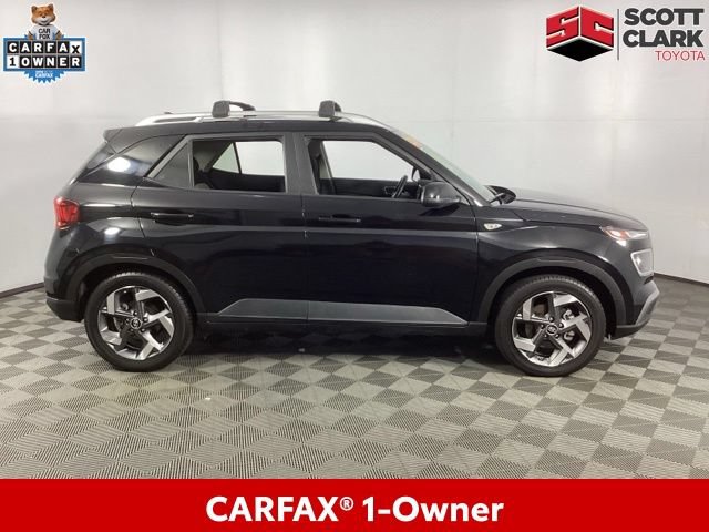 Used 2021 Hyundai Venue SEL w/ Cargo Package FWD image 11