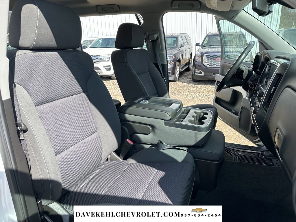 Used 2018 Chevrolet Silverado 1500 LT w/ LT Eassist Package image 23