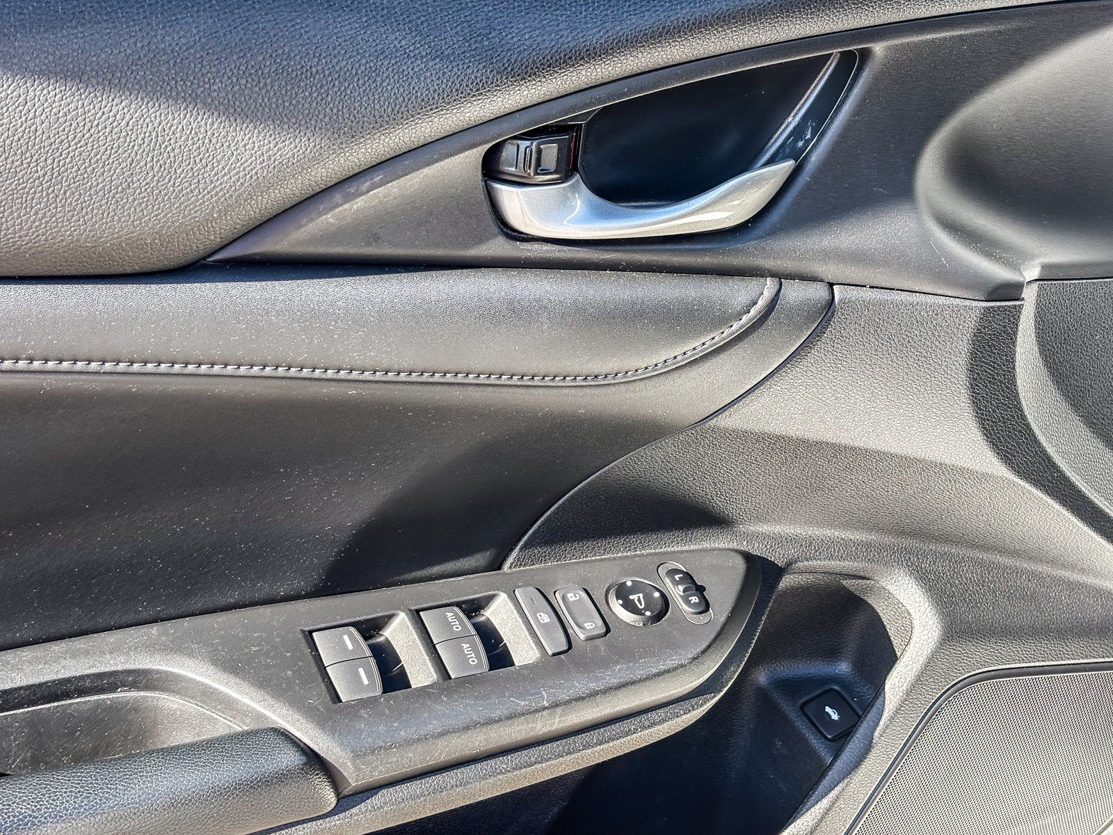 Used 2022 Honda Insight Touring image 22