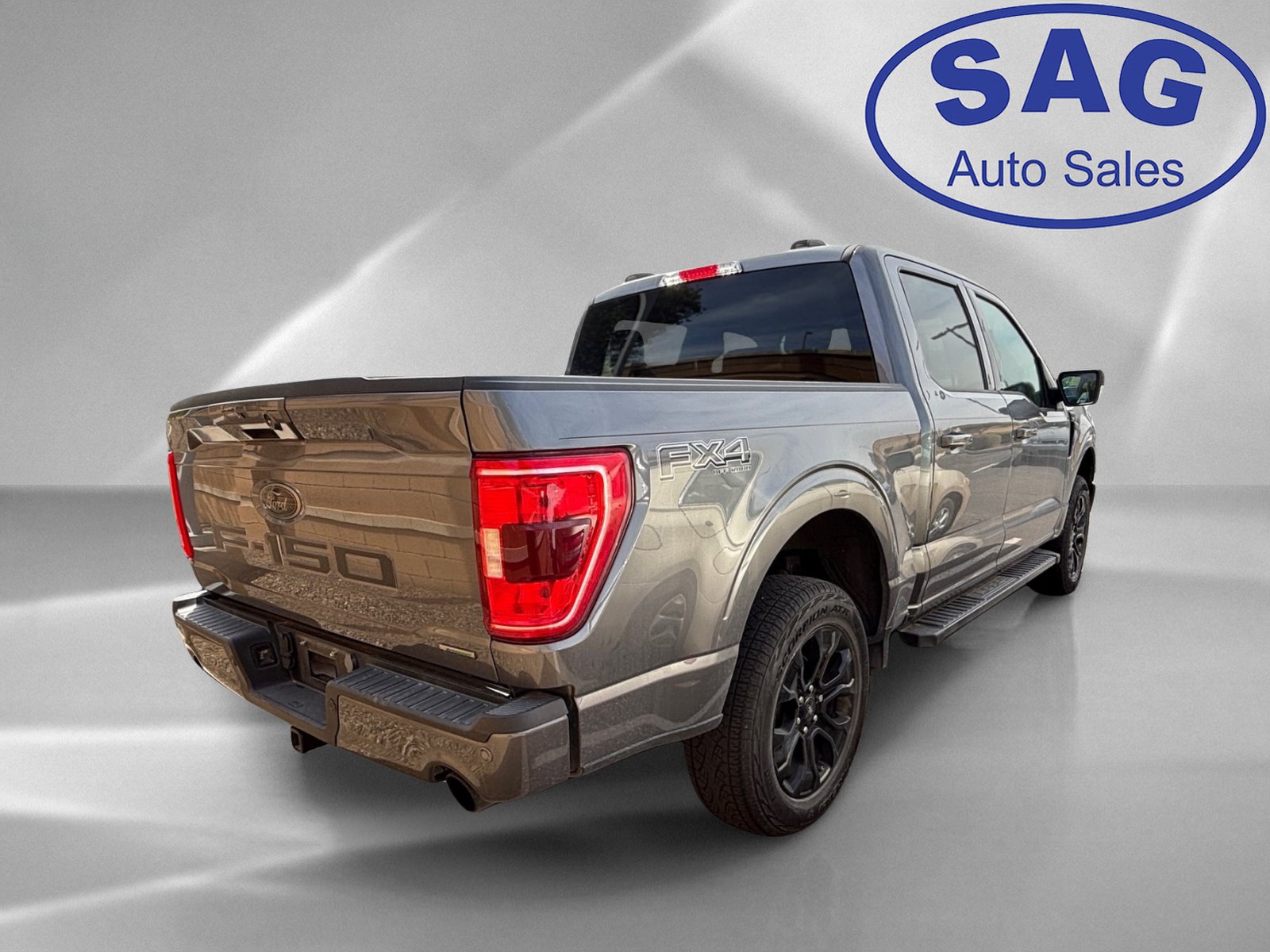 Used 2023 Ford F150 XLT w/ Equipment Group 302A High AWD/4WD image 3