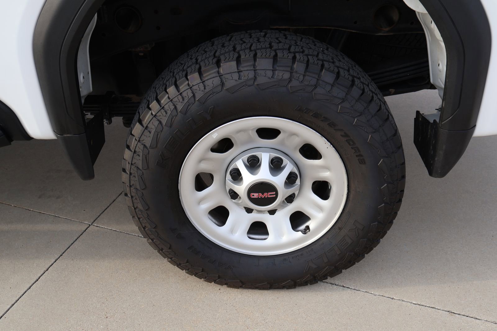 Used 2022 GMC Sierra 2500 Pro w/ Convenience Package image 12