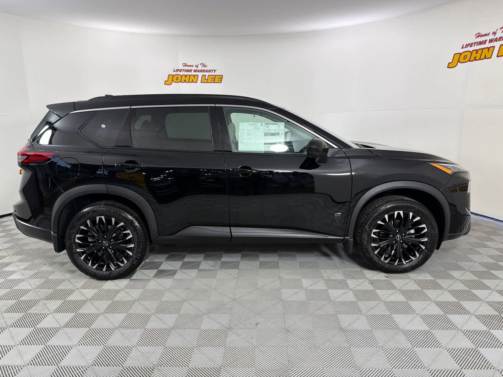 New 2026 Nissan Rogue Dark Armor image 8