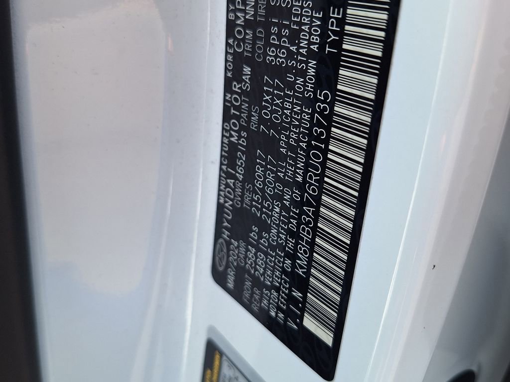 Certified 2024 Hyundai Kona SE image 32