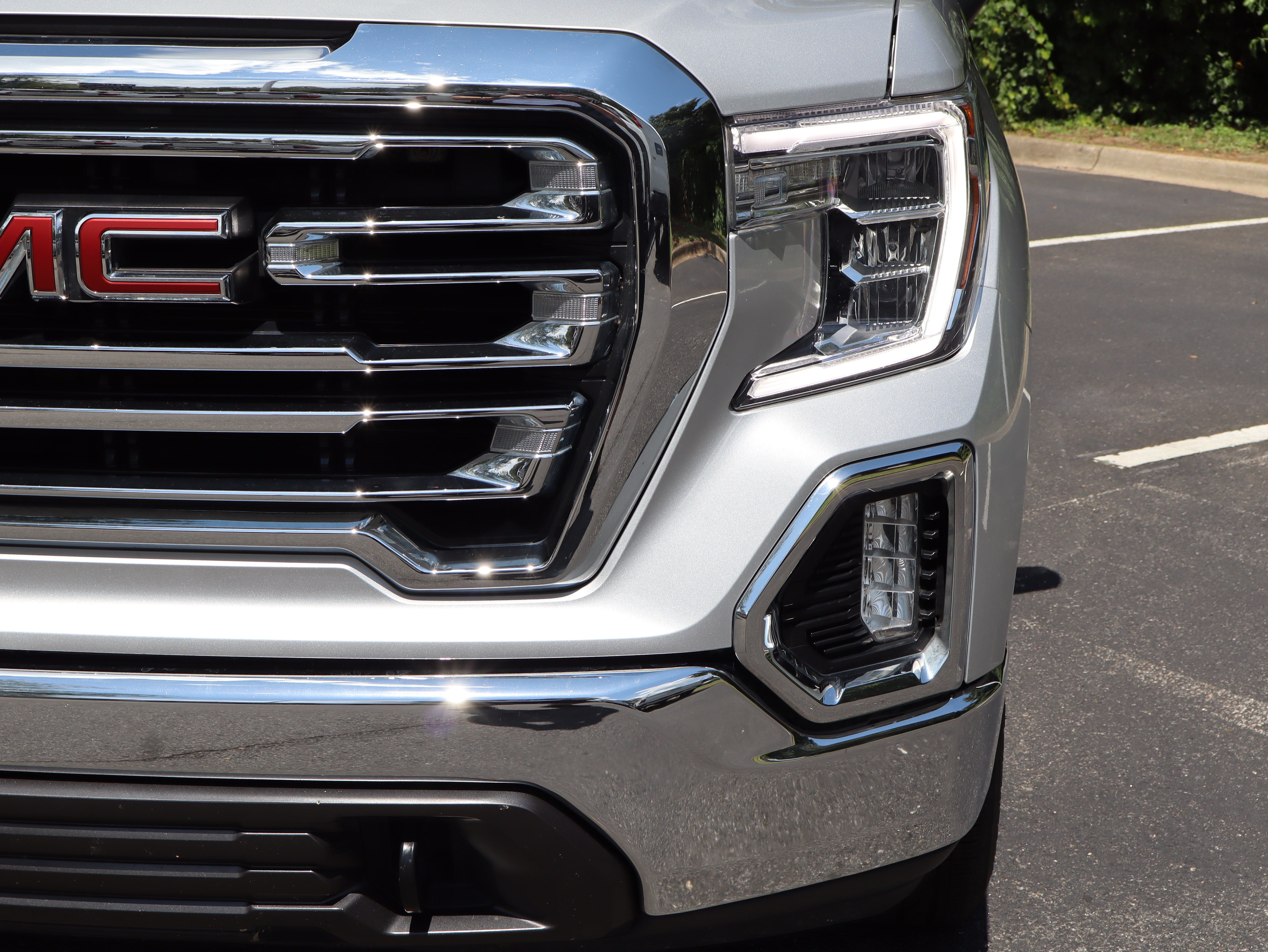 Used 2021 GMC Sierra 1500 SLT w/ SLT Premium Package AWD/4WD image 12