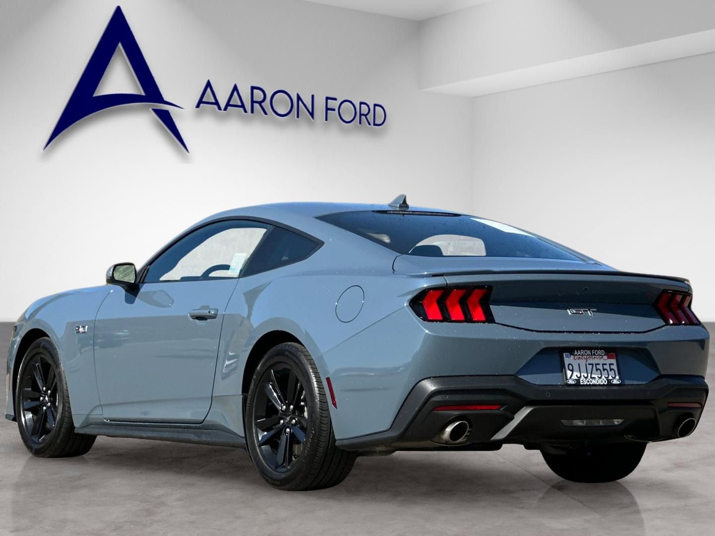 Used 2024 Ford Mustang GT RWD image 4