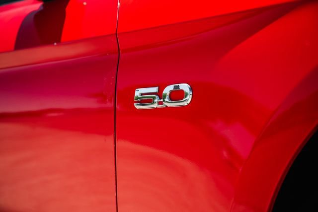 Used 2018 Ford Mustang GT Premium image 26