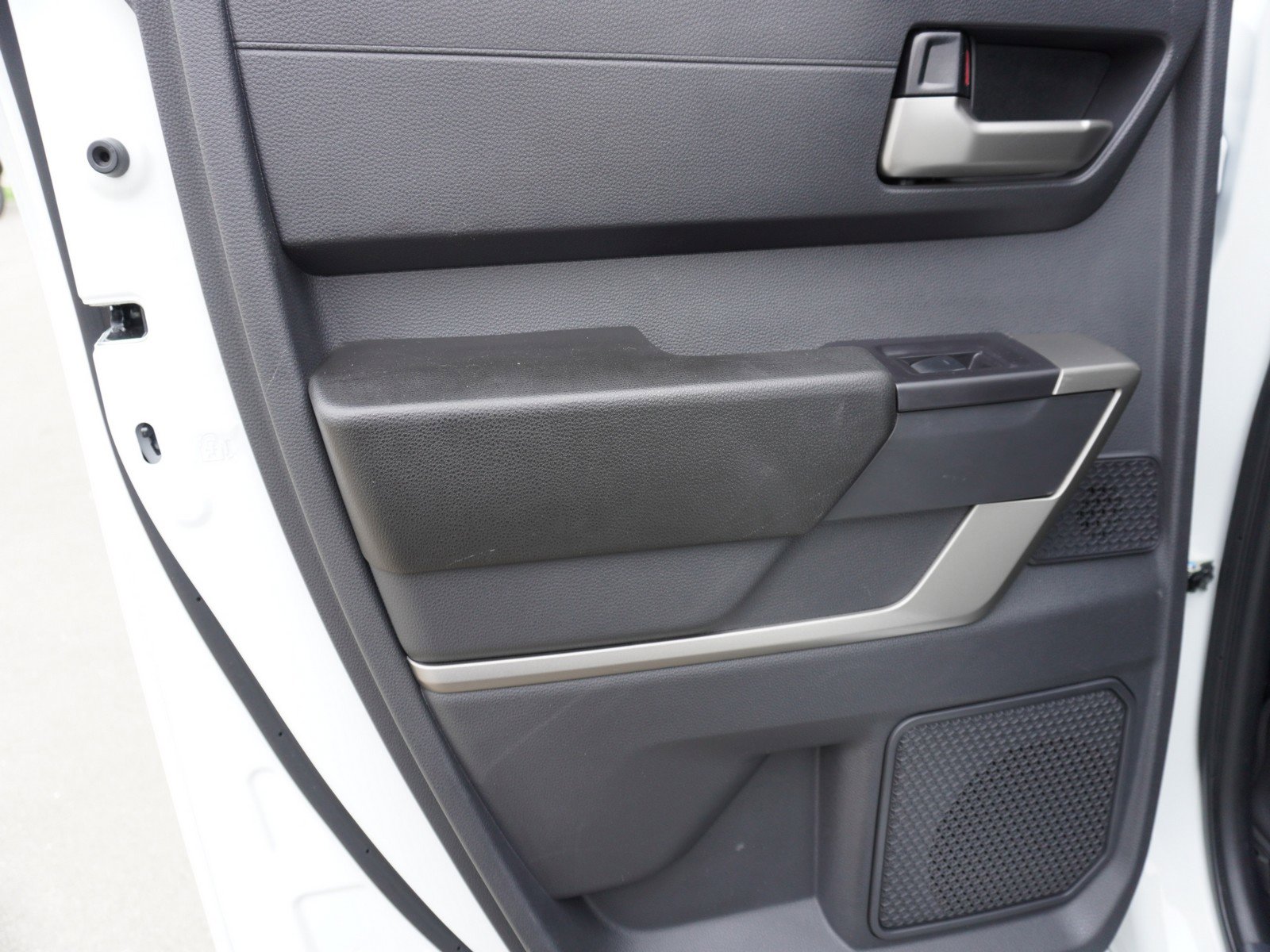 Used 2024 Toyota Tundra Limited image 14