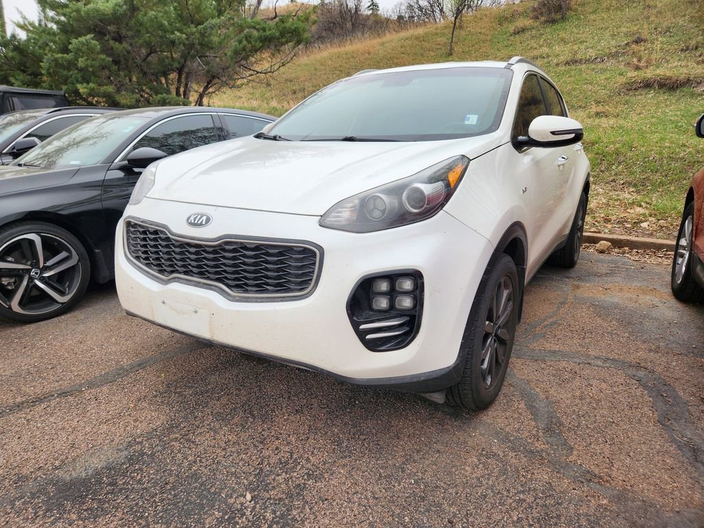 Used 2019 Kia Sportage EX w/ EX Sport Appearance Package image 3