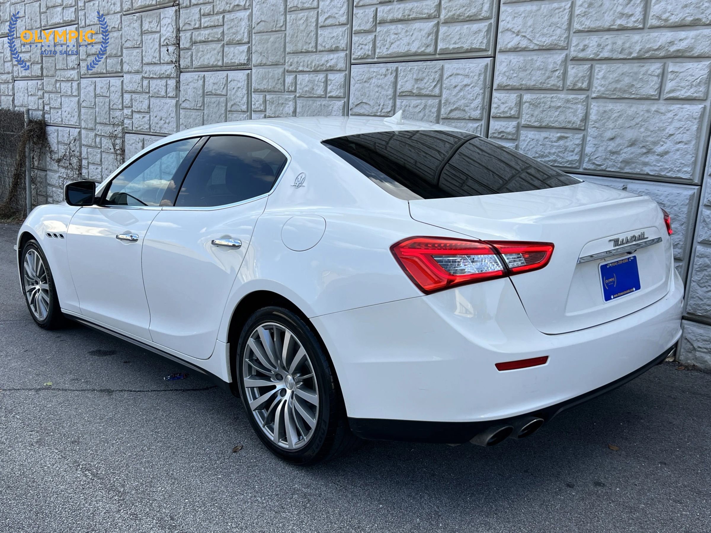 Used 2016 Maserati Ghibli image 4