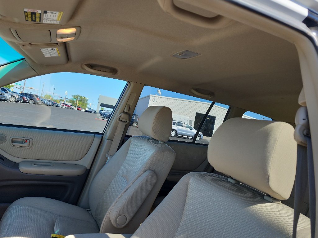 Used 2005 Toyota Highlander 2WD V6 image 17