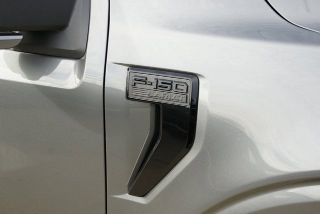 New 2025 Ford F150 Lariat w/ Equipment Group 502A High image 10