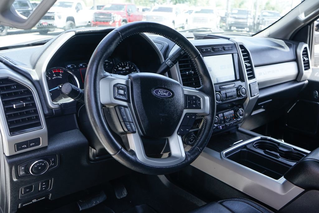 Used 2021 Ford F350 Lariat w/ Lariat Ultimate Package AWD/4WD image 18