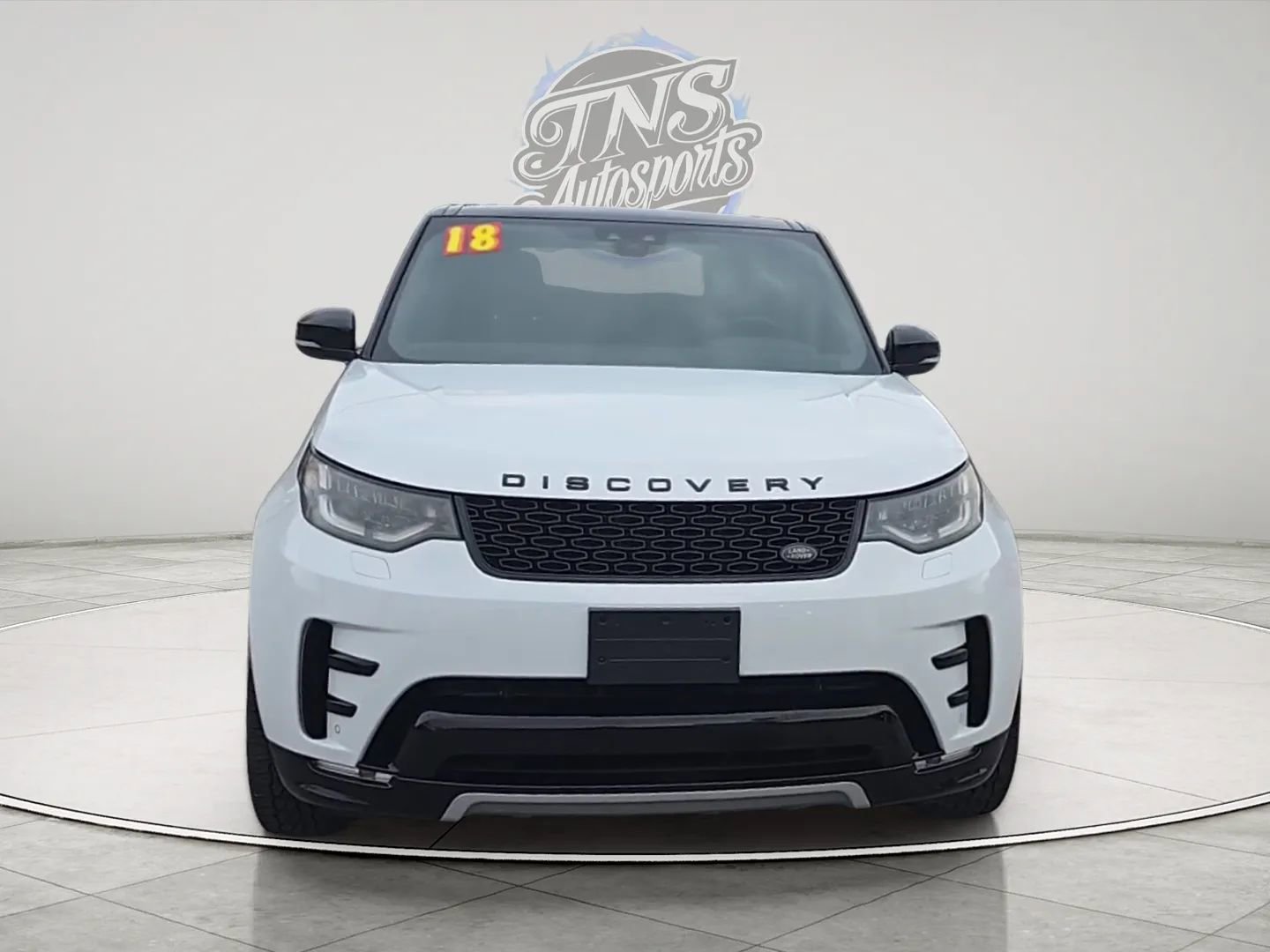 Used 2018 Land Rover Discovery HSE Luxury AWD/4WD image 8