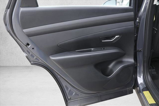 New 2026 Hyundai Tucson Blue SE image 21