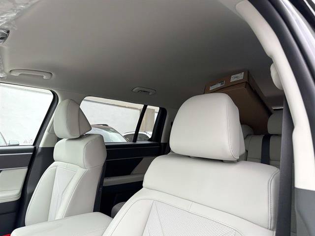 New 2026 Hyundai Santa Fe SEL AWD/4WD image 18