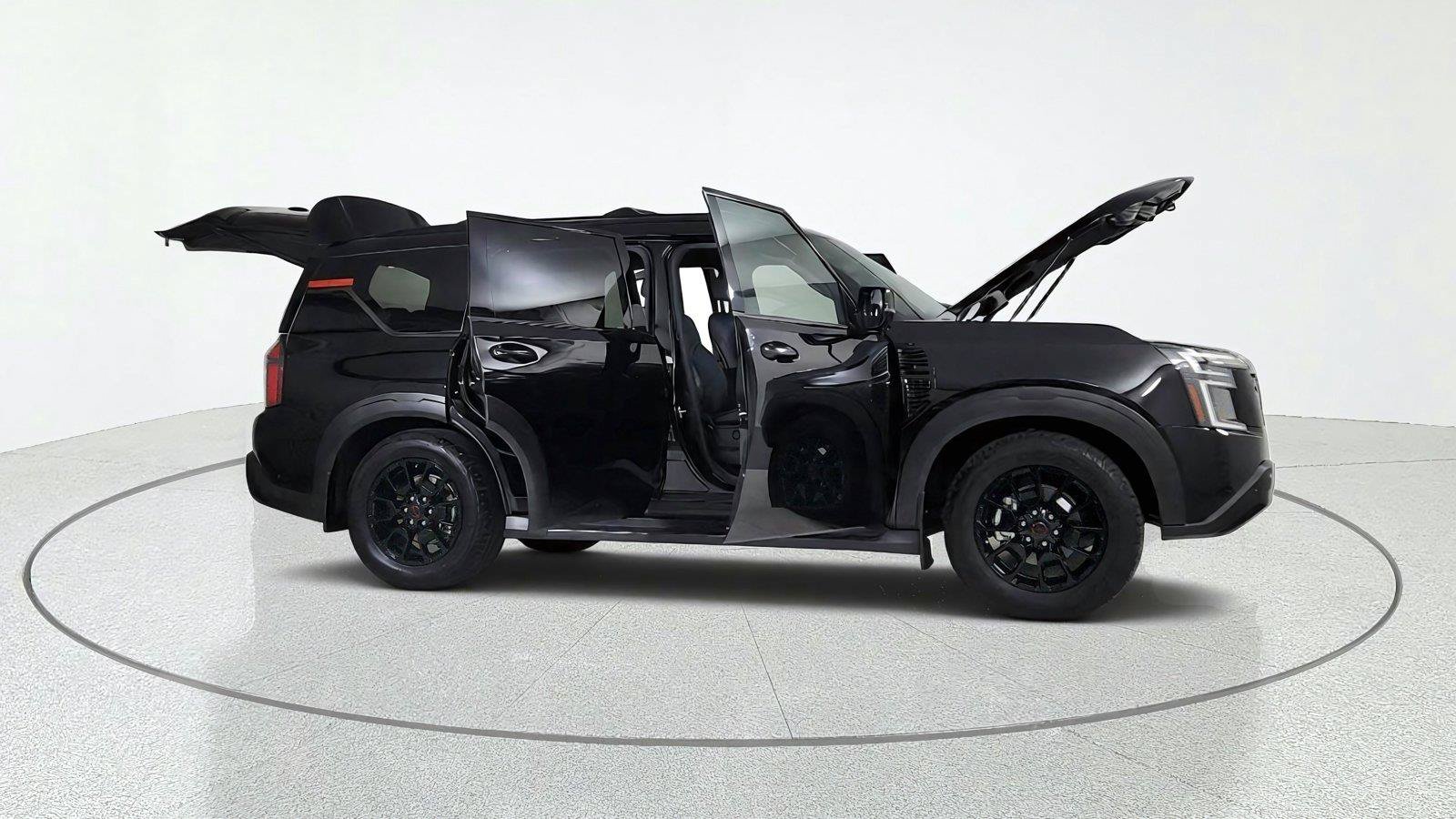 Certified 2025 Nissan Armada PRO-4X AWD/4WD image 15