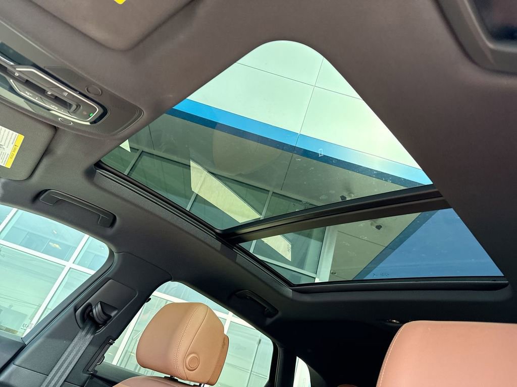 Used 2019 Audi e-tron Premium Plus image 22