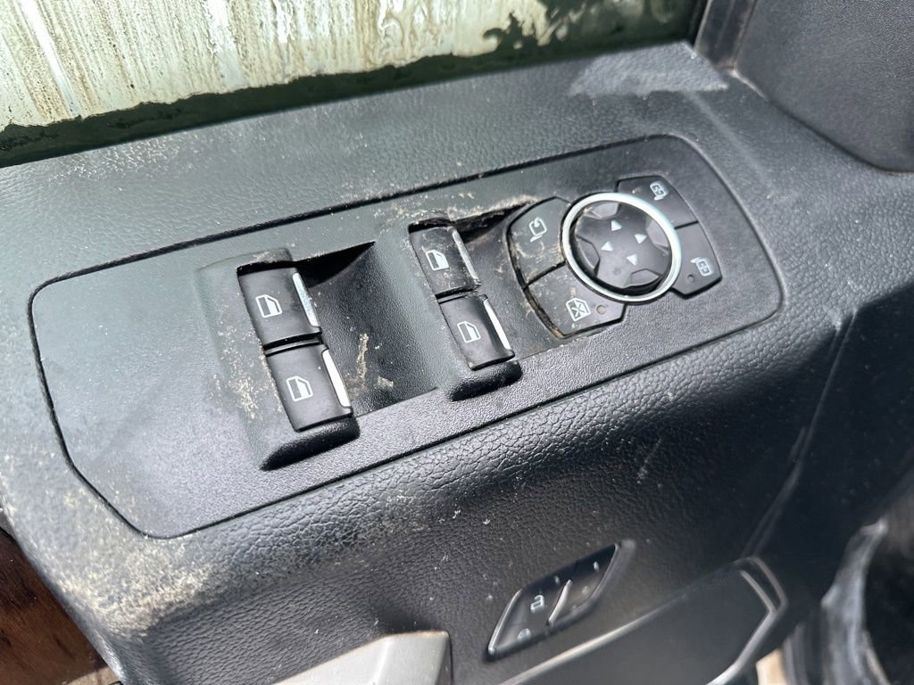 Used 2018 Ford F150 Lariat w/ Equipment Group 502A Luxury image 16