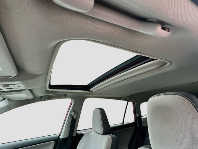 Used 2014 Toyota RAV4 XLE AWD/4WD image 20