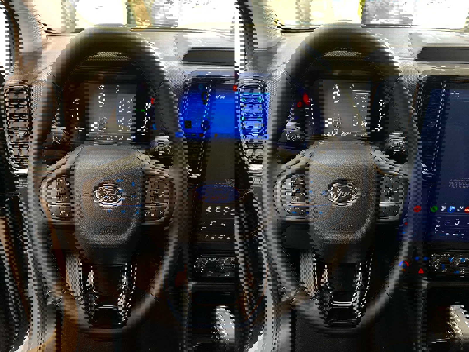 New 2025 Ford Ranger XLT w/ Equipment Group 301A High image 25