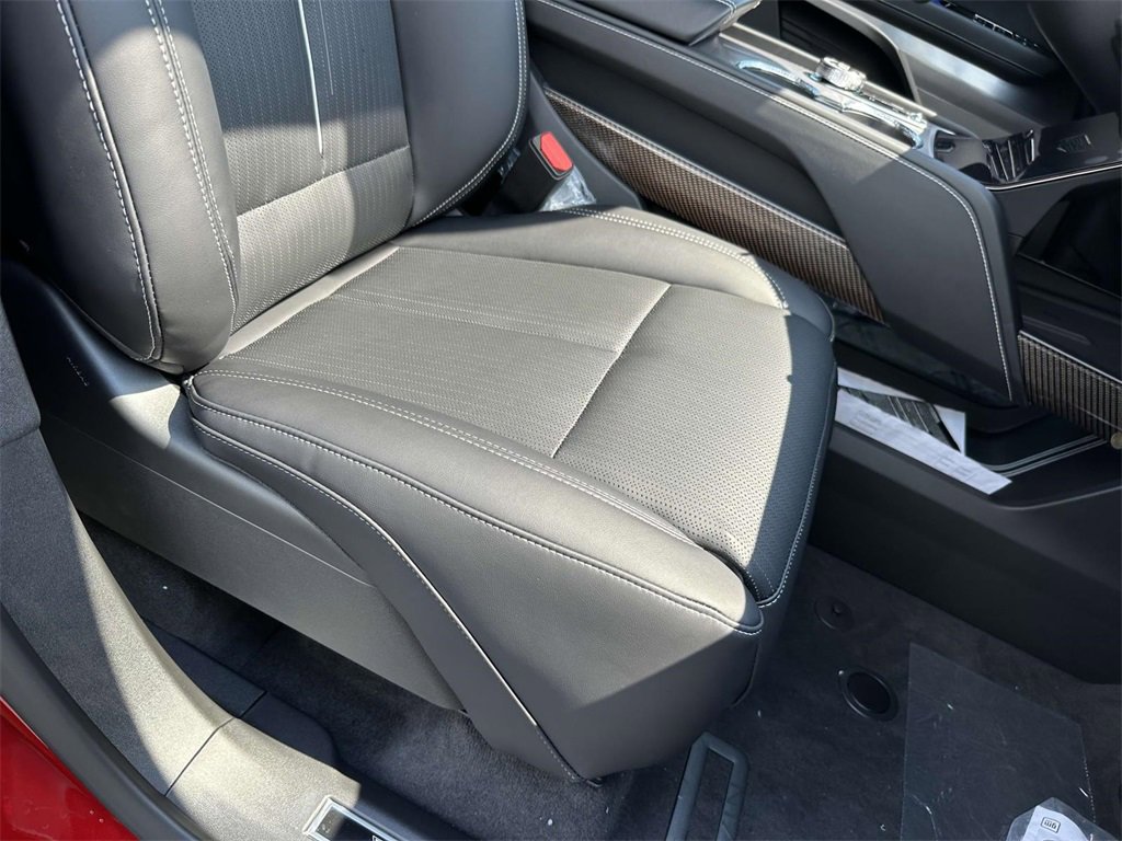 New 2026 Cadillac Vistiq Sport image 9