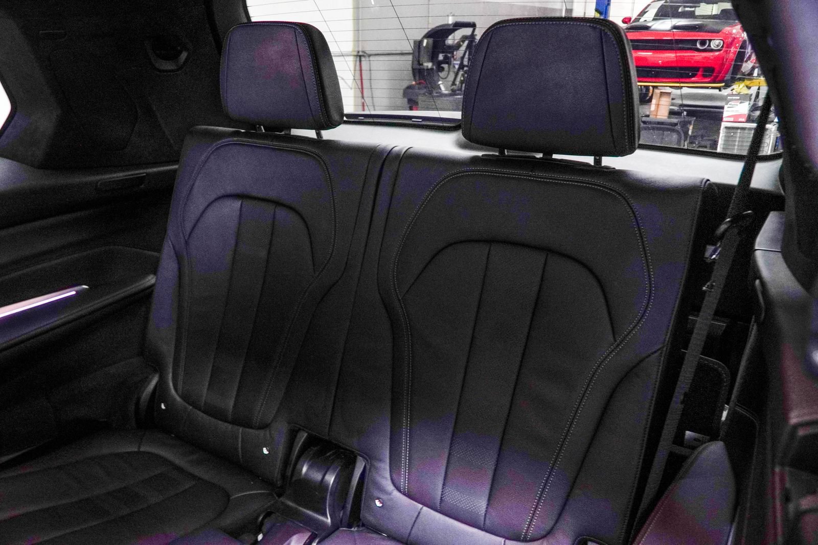 Used 2020 BMW X7 xDrive40i w/ M Sport Package AWD/4WD image 44