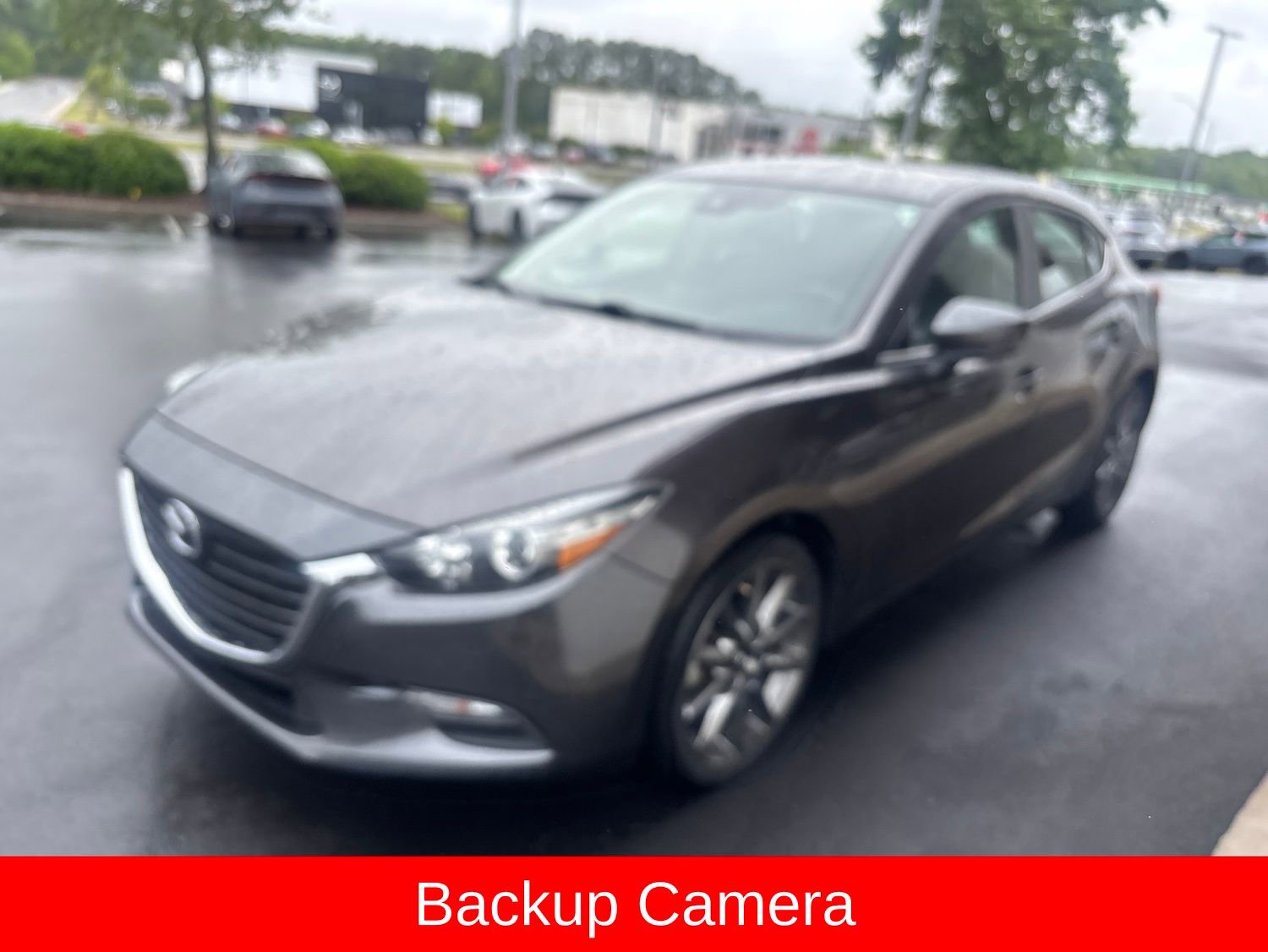 Used 2018 MAZDA MAZDA3 Touring FWD image 6