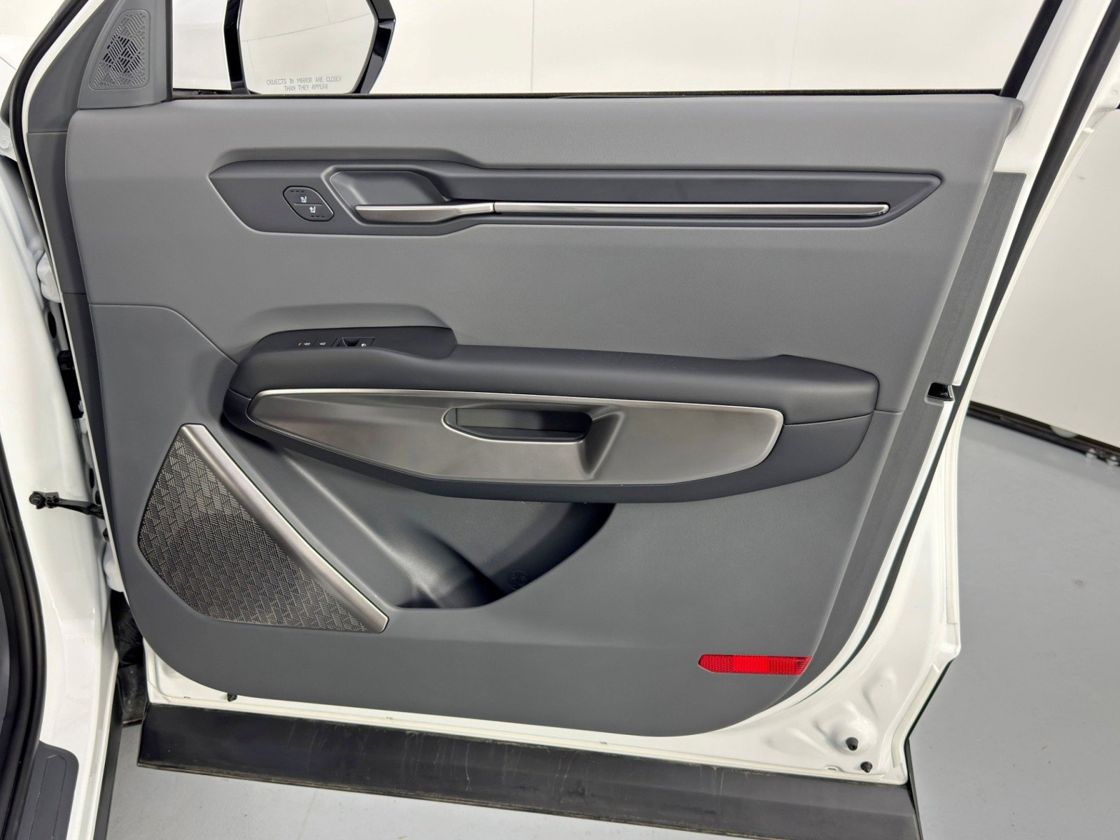 Used 2024 Kia EV9 Light Long Range image 42