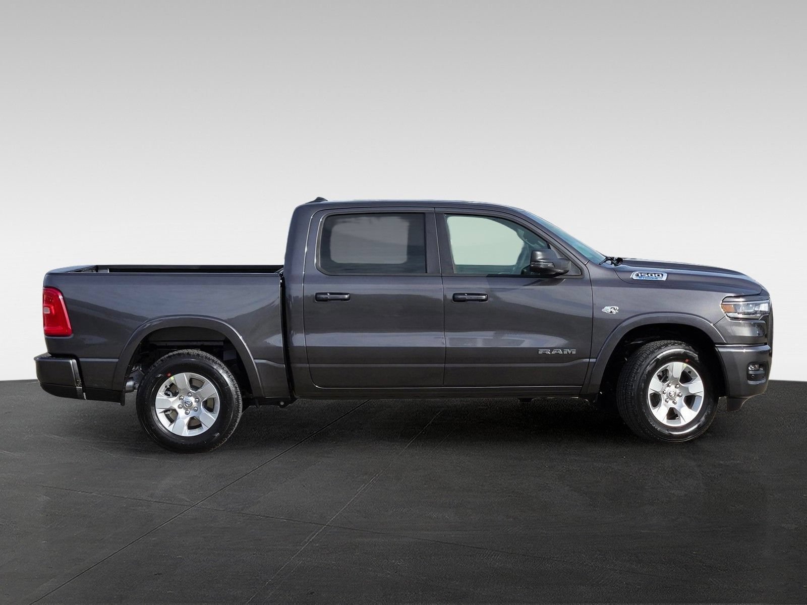 New 2026 RAM 1500 Big Horn AWD/4WD image 4