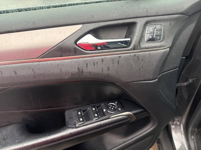 Used 2017 Lincoln MKC Premiere image 19