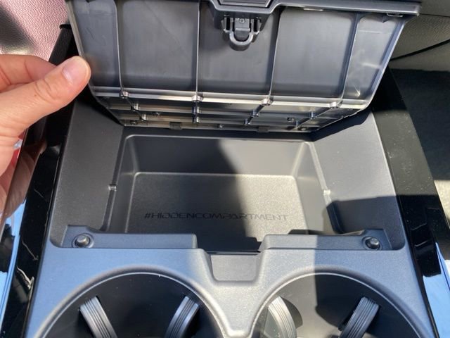 New 2025 Toyota Prius Plug-In Hybrid FWD image 44