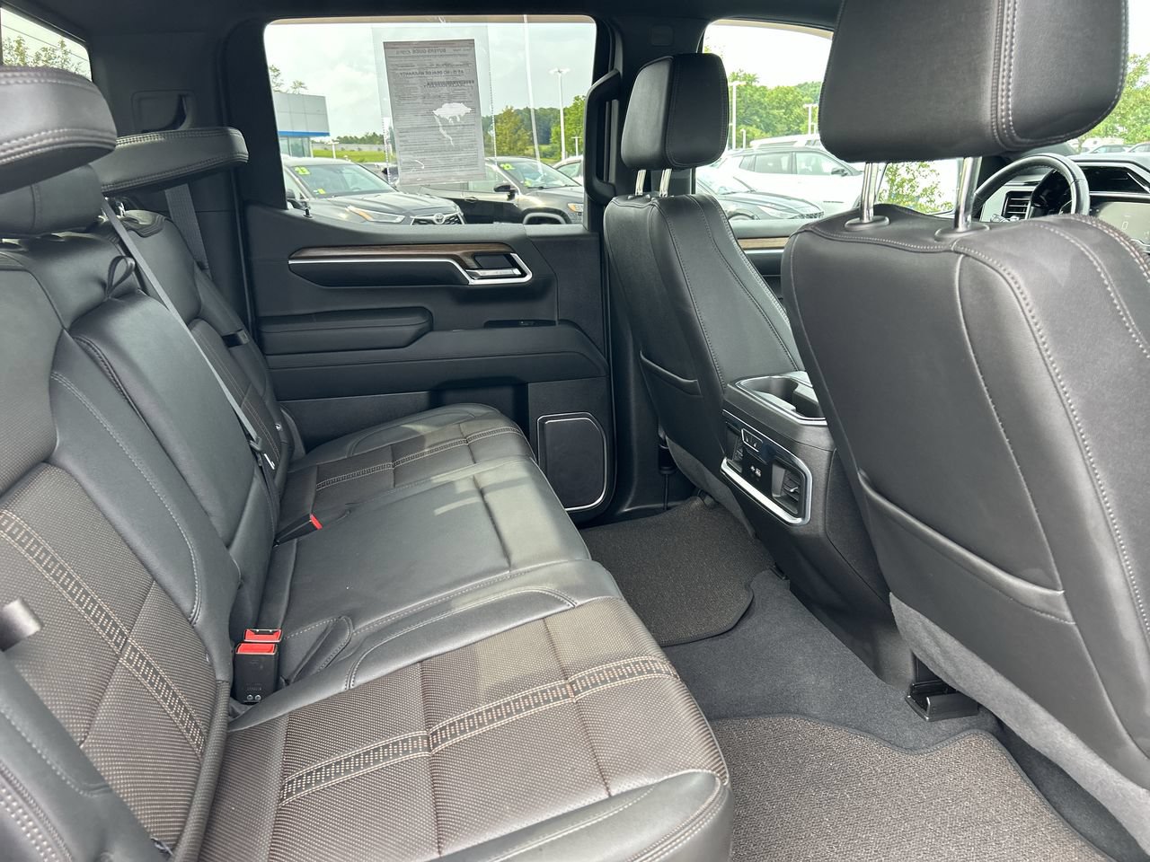 Used 2022 Chevrolet Silverado 1500 High Country AWD/4WD image 19