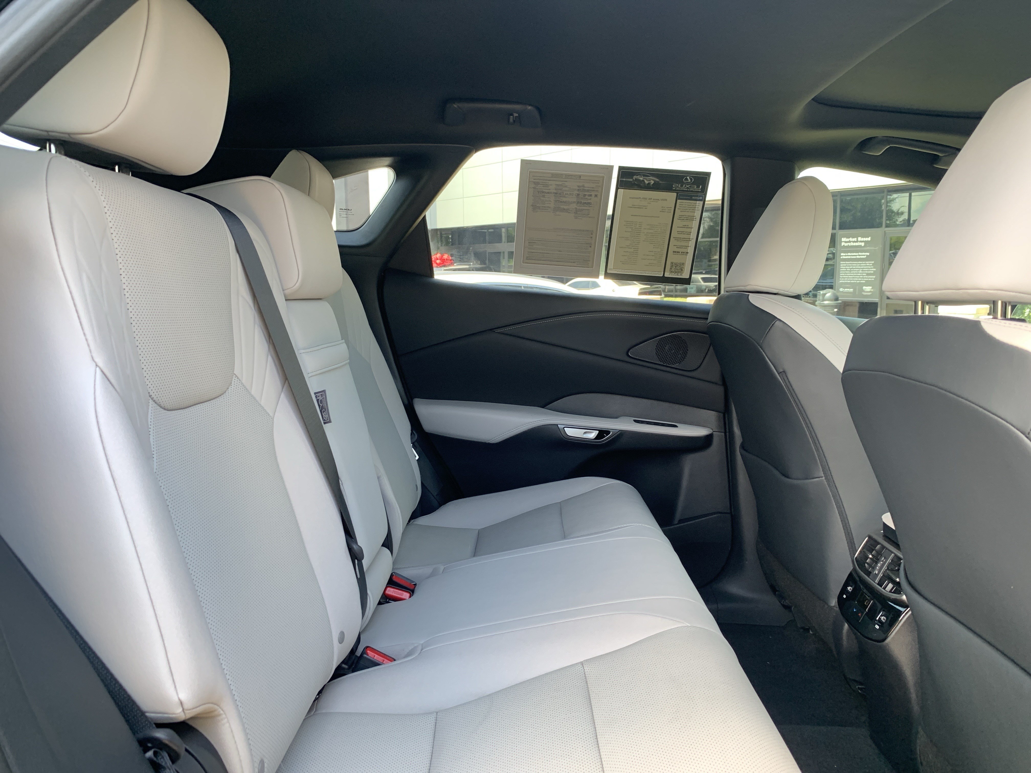Certified 2025 Lexus RX 350h w/ Convenience Package AWD/4WD image 33