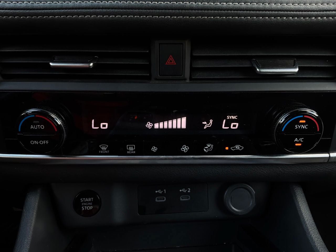 Used 2025 Nissan Rogue SV FWD image 31