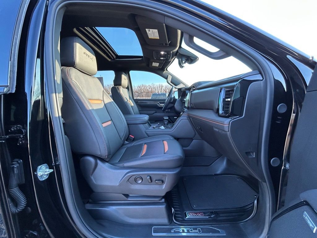 Used 2025 GMC Sierra 1500 AT4 w/ Technology Package image 23