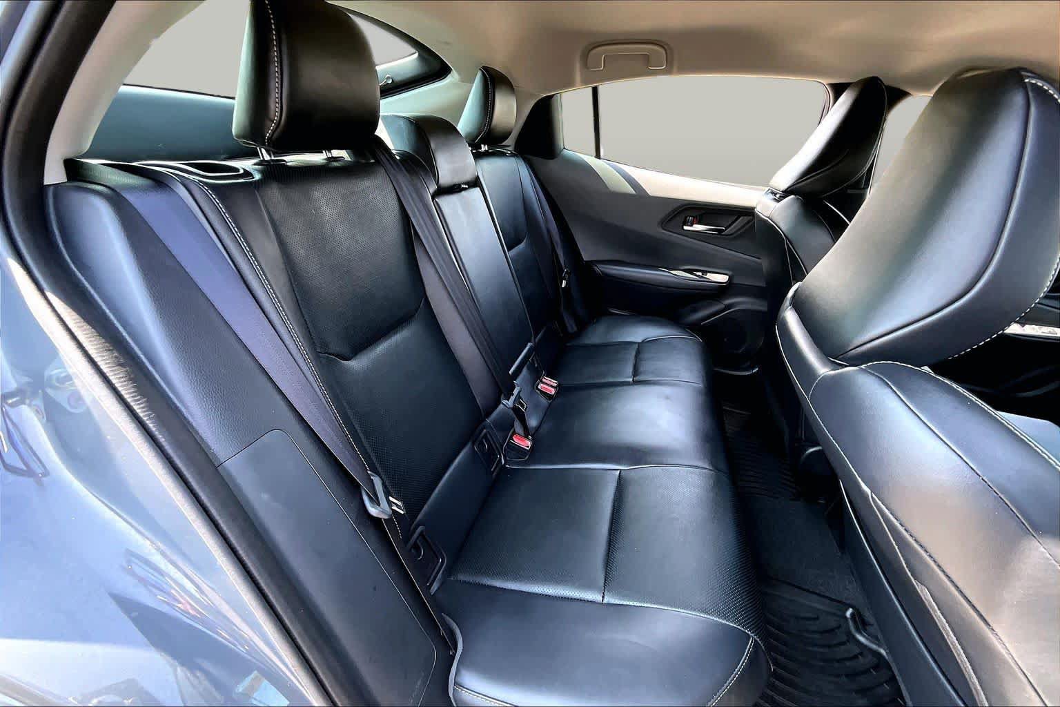 Used 2024 Toyota Prius XLE FWD image 19