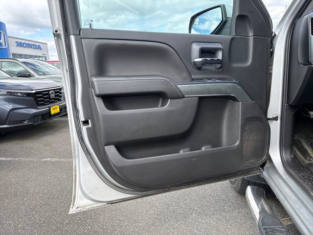 Used 2018 Chevrolet Silverado 1500 LT w/ All Star Edition image 18