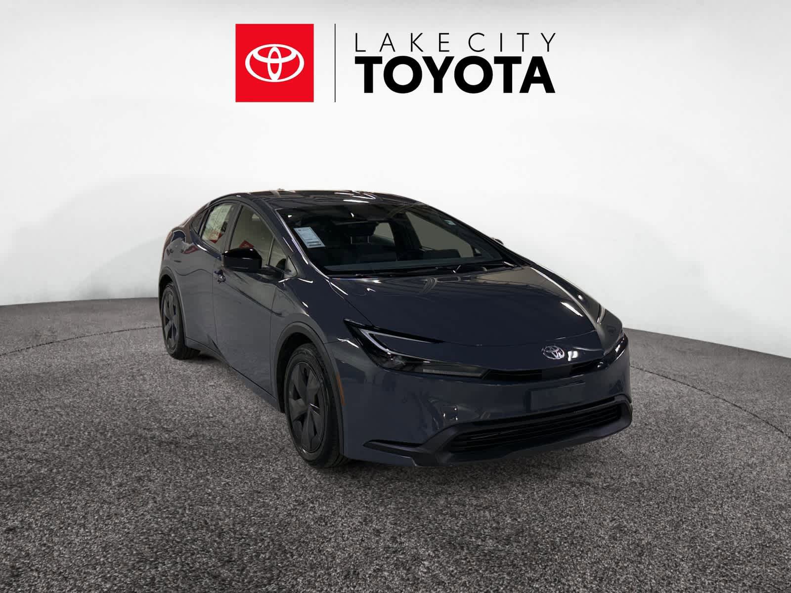 Used 2024 Toyota Prius LE image 13
