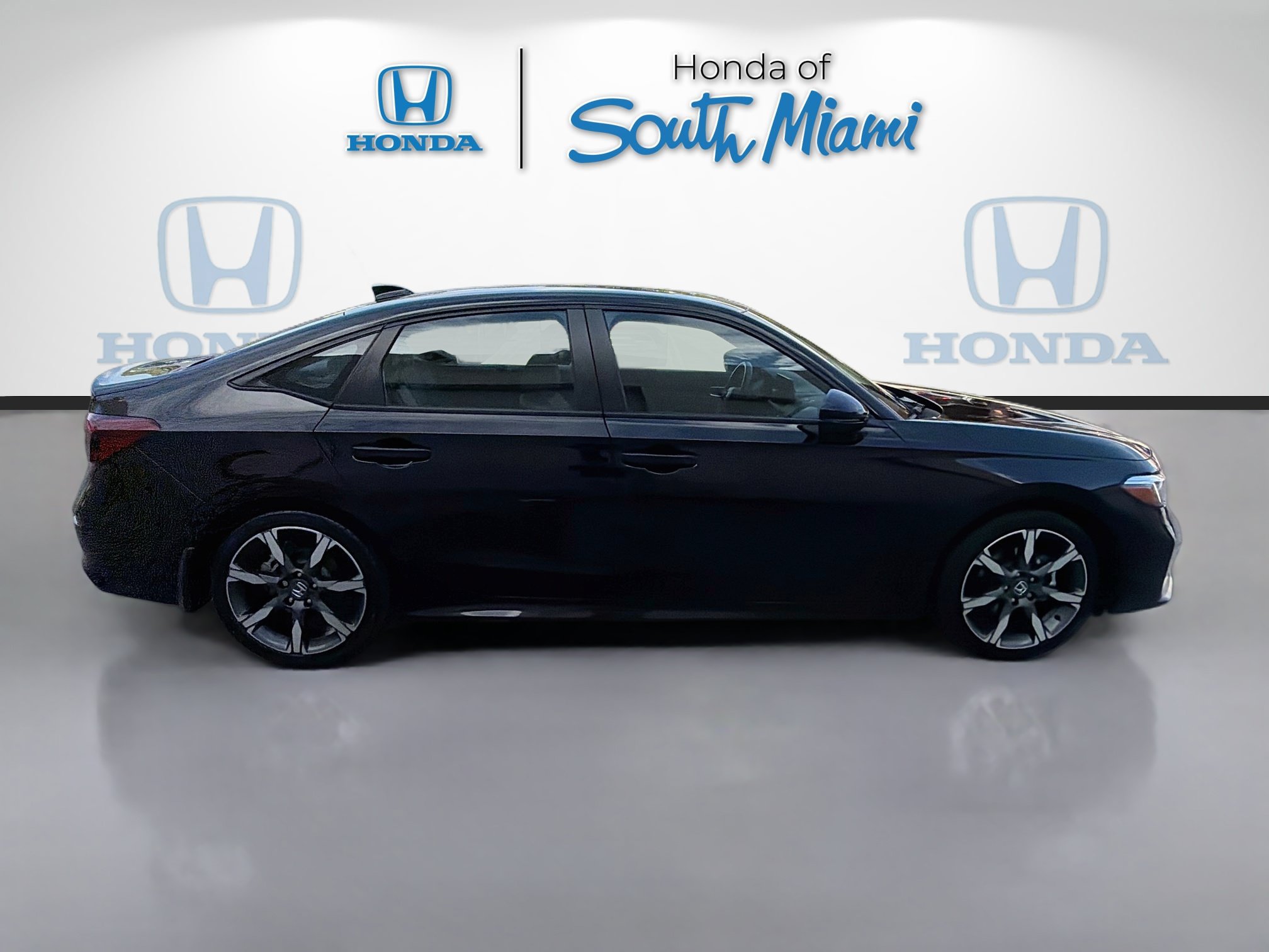 Used 2025 Honda Civic Sport image 8