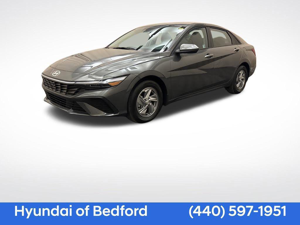 New 2026 Hyundai Elantra SE FWD image 1