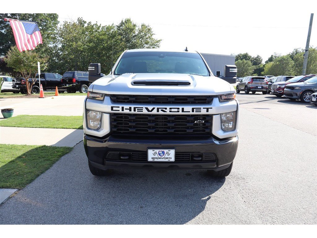 Used 2021 Chevrolet Silverado 2500 Custom w/ Custom Value Package AWD/4WD image 10