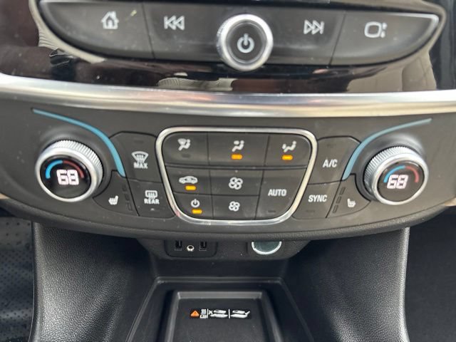 Used 2023 Chevrolet Traverse LT w/ LPO, Cargo Package AWD/4WD image 24