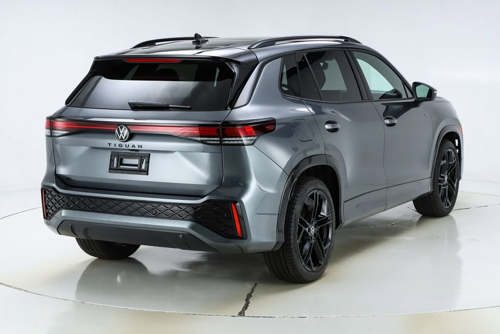 New 2026 Volkswagen Tiguan SE R-Line image 48