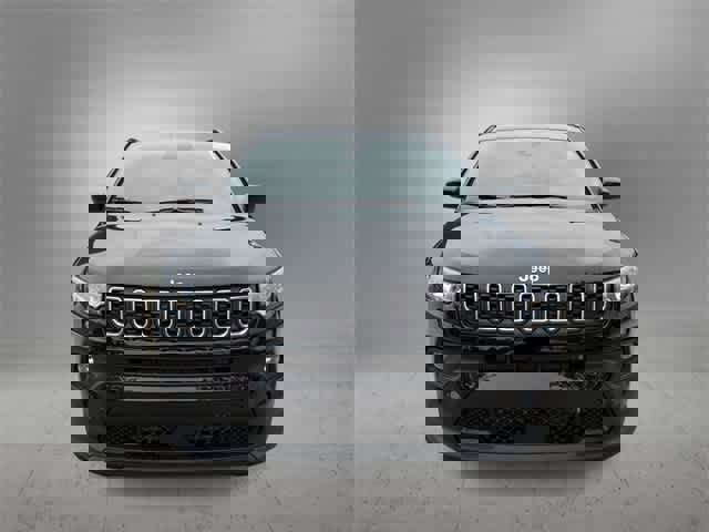 New 2026 Jeep Compass Latitude image 3