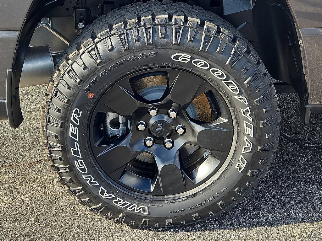 Used 2025 RAM 1500 Classic Warlock AWD/4WD image 7