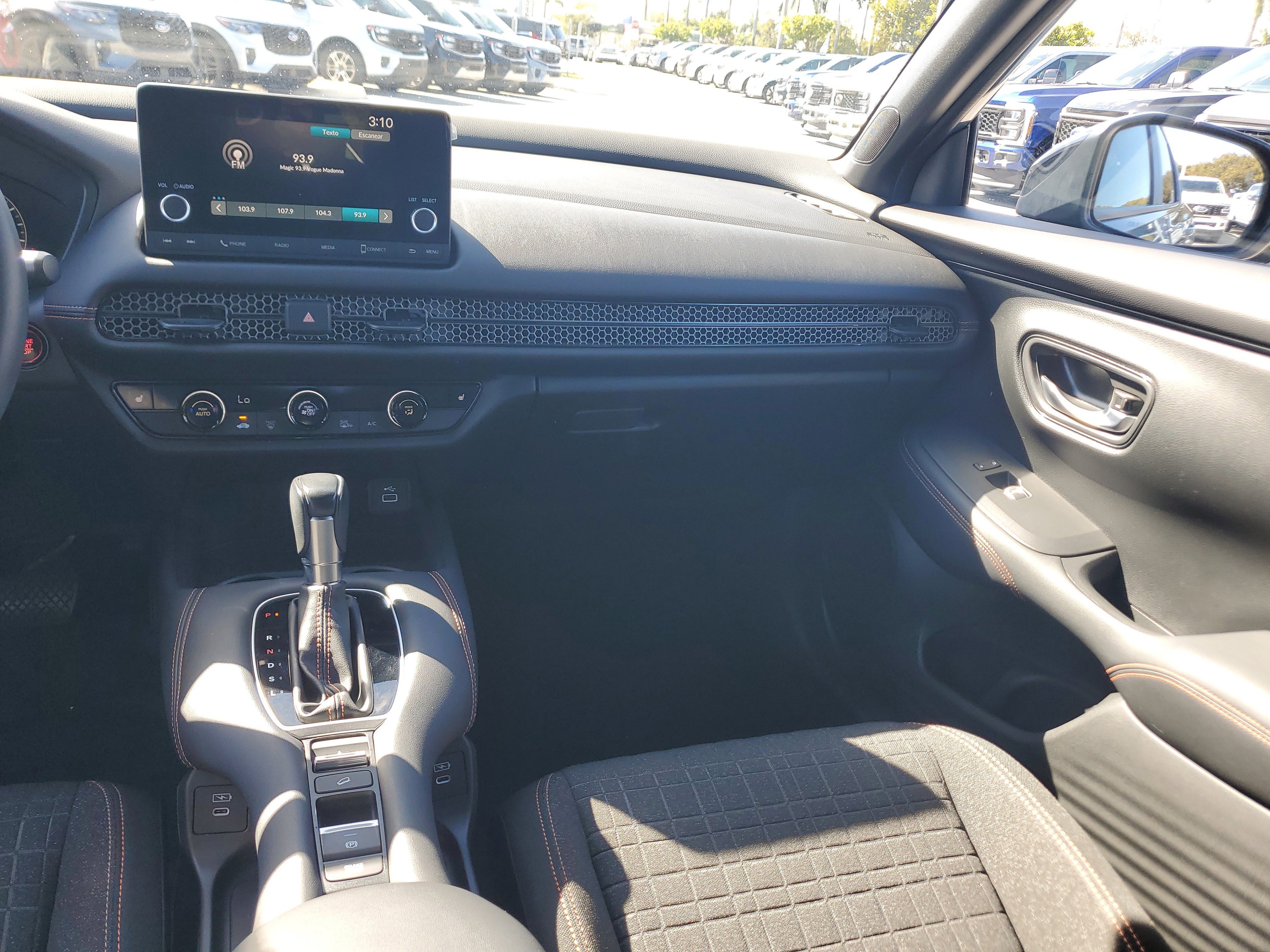 Used 2024 Honda HR-V Sport image 16