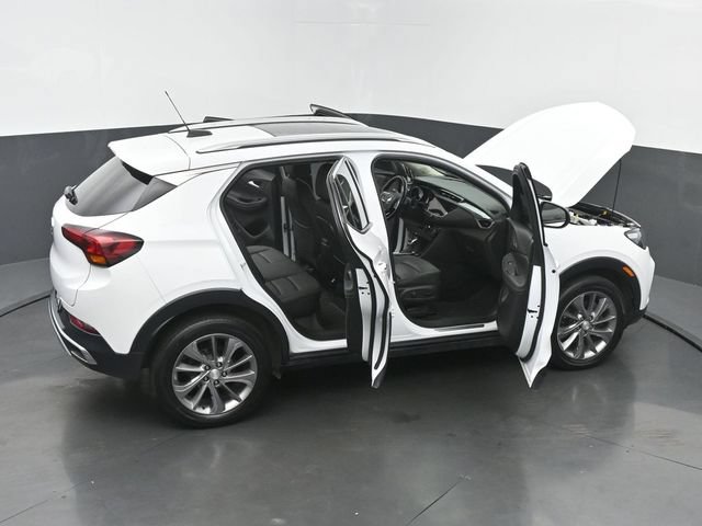 Used 2021 Buick Encore GX Essence w/ Experience Buick Package FWD image 63