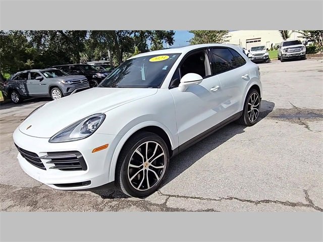 Used 2023 Porsche Cayenne image 32